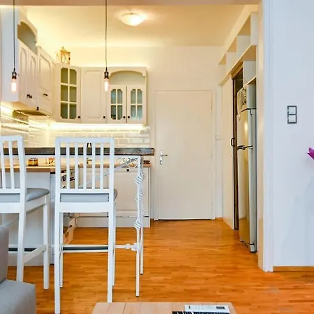 Apartment комфорт, стил в центъра на града *